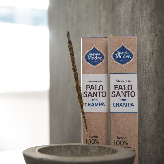 Incienso Palo Santo con Champa - Sagrada Madre