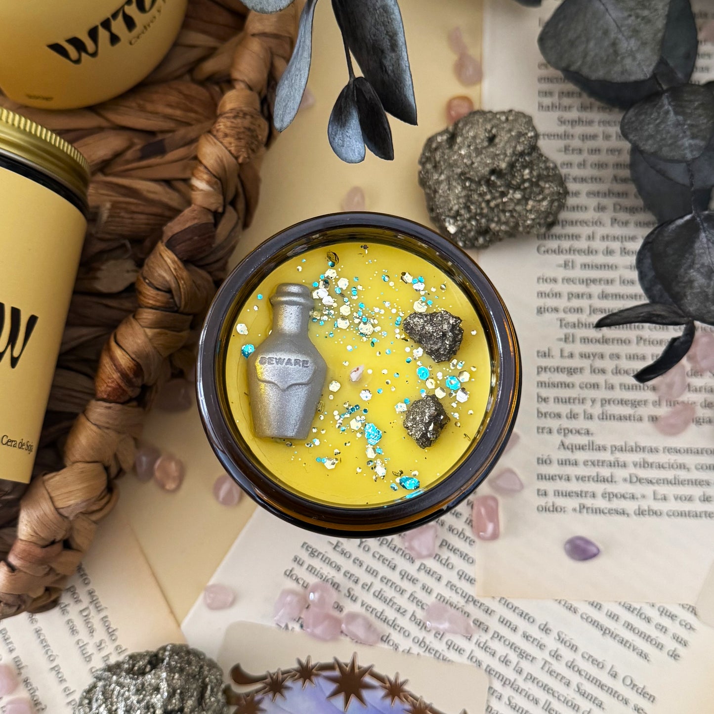 Vela Witch Glow - Cedro y Flores de Yuzu | Abundancia