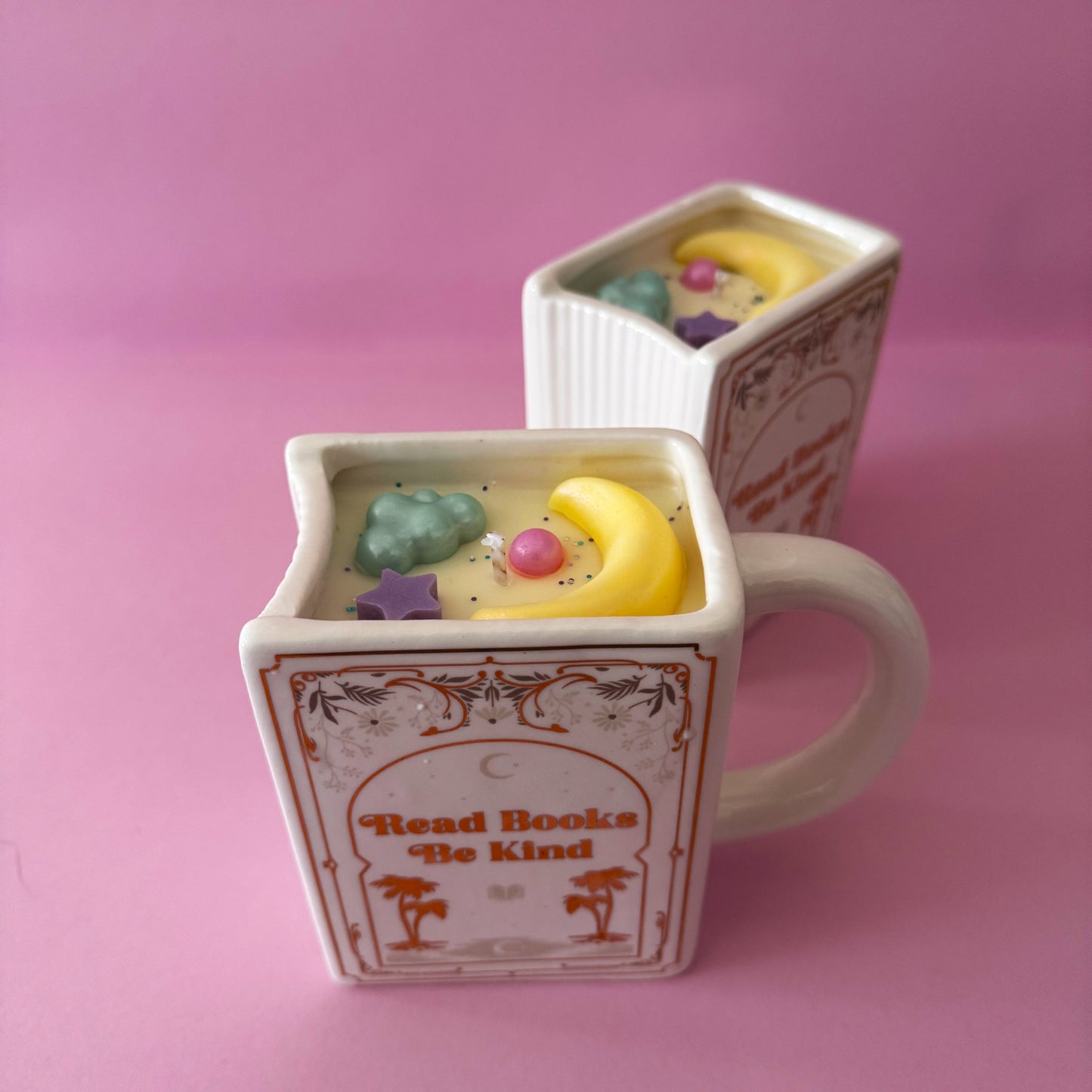 Vela en Taza Libro de Hadas